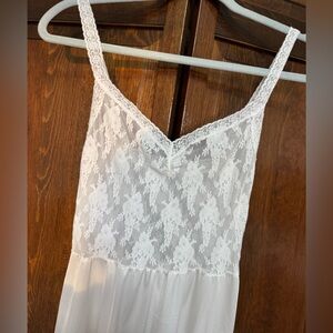 Vintage Vanity Fair White Lace Slip Dress Coquette- Cottagecore